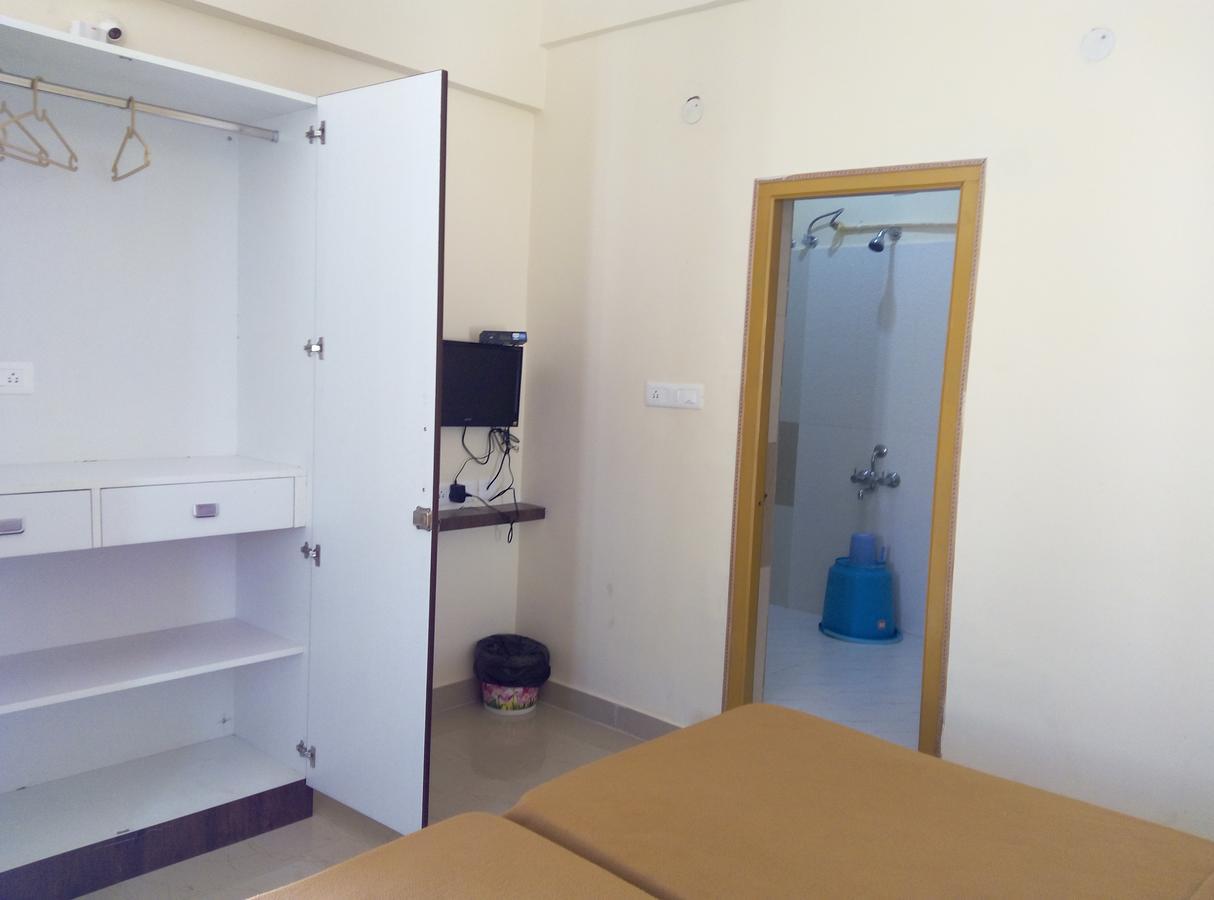 Suvarna Compact Mysore Eksteriør bilde